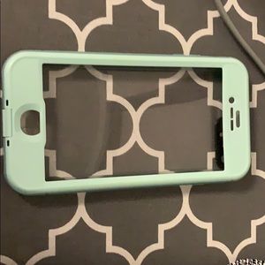 I phone 8 plus case life proof water proof